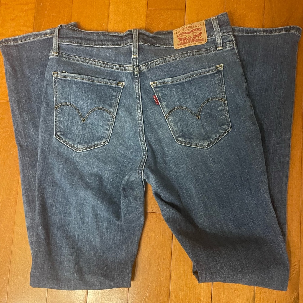 Levi's Women's Classic Straight Leg Jeans